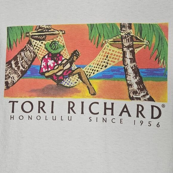 Tori Richards Honolulu Since 1956 Fruit of the Loom T-shirt, size Large - Picture 5 of 7